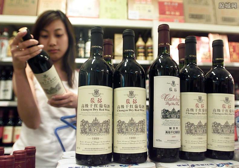 葡萄酒畸形扫码价 几十元产品标上万元”