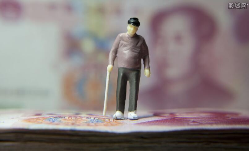 交社保100%和60% 领取的养老金相差多大？”